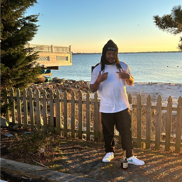 Meet your Posher, Youngk - Picture 1 of 1